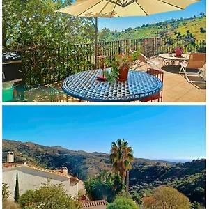 Casa Medina - Private With Terrace And Sea View, 25 Minutes From Malaga Сasa de vacaciones